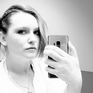 Meet your Posher, Candice